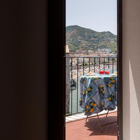 Lavatoioflats Casa Sul Mare E Sul Lavatoio Medievale A Cefalu Exterior photo